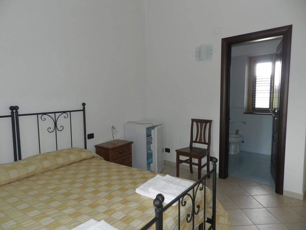 Hostal Bel Tempio San Giovanni a Piro Exterior foto