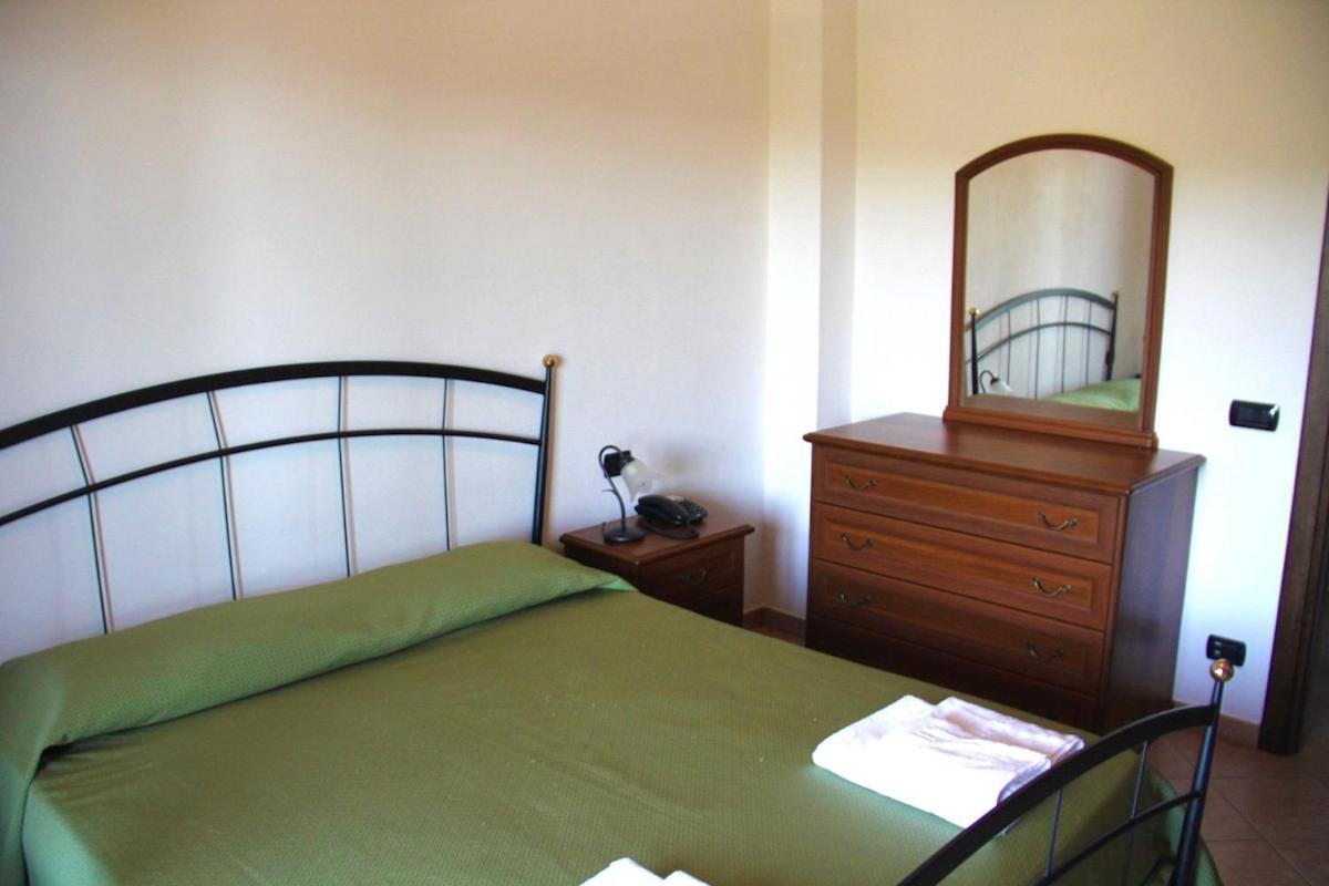 Hostal Bel Tempio San Giovanni a Piro Exterior foto